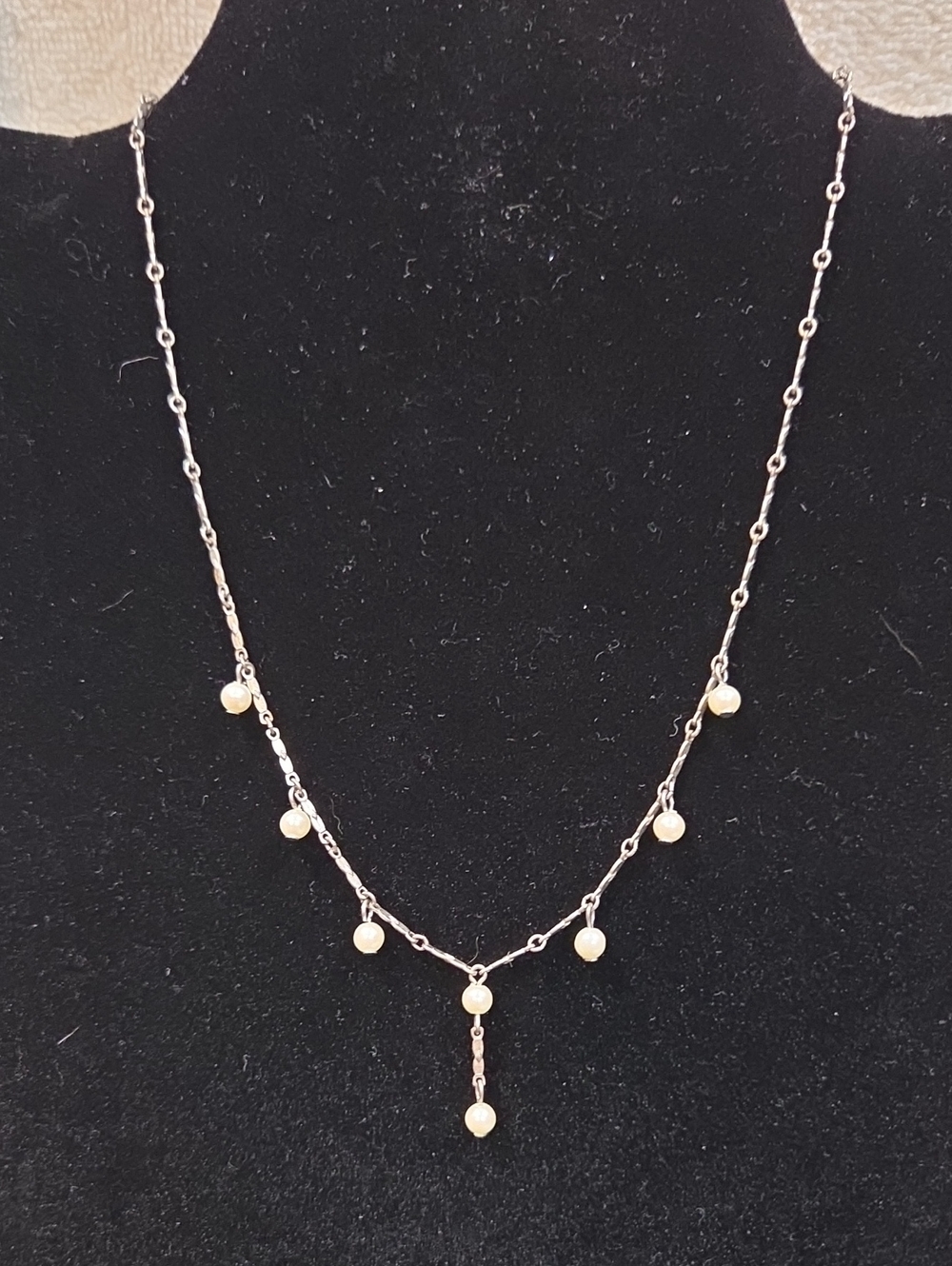 DAINTY FAUX PEARL CHOKER NECKLACE